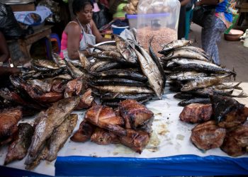 Fishmonger threatens curses after alleged dollar scam worth GH¢1,600