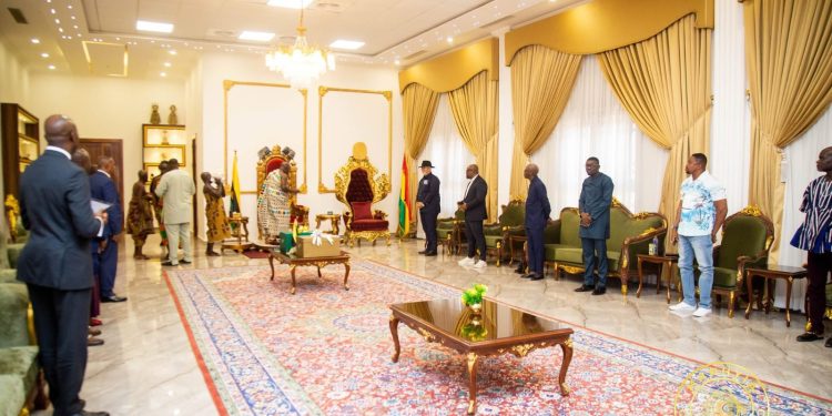 Otumfuo Osei Tutu II engages private sector leaders at Manhyia Palace