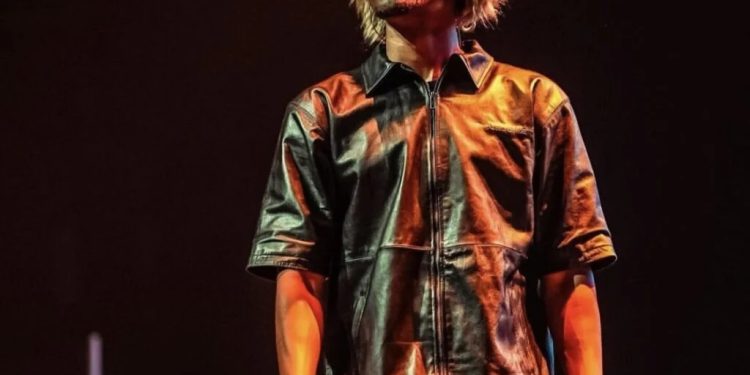 Kwesi Arthur alleges threats and financial demands in dispute with former label