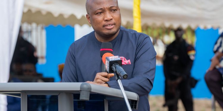 Find ways to reduce interest rates to stimulate businesses, wealth creation – Asantehene to BoG boss Source: Kenneth Awotwe Darko 7 January 2026 1:43pm Listen to the article now 1.0x Audio by Carbonatix Audio By Carbonatix The Asantehene, Otumfuo Osei Tutu II, has challenged the Bank of Ghana (BoG) leadership to find creative ways to drastically lower interest rates to unlock domestic private investment. The monarch argued that the current cost of credit remains a crippling barrier to building a self-sufficient economy. Speaking during a historic courtesy call to the central bank’s headquarters on Wednesday, the Asantehene acknowledged recent improvements in inflation and exchange rate stability. However, he stated that these early gains would remain incomplete without a decisive shift in monetary policy to make borrowing affordable for Ghanaian businesses. Read also: ‘We mustn’t confuse improvement, with permanency – BoG Governor cautions amid economic gains “The challenge I leave with your creative brains," the Asantehene told the Governor, Dr. Johnson Asiamah, his deputies, and the Monetary Policy Committee, "is to fashion how you move the economy from the crippling high interest regime to the level where it becomes a stimulant of business and wealth creation.” His comments came just moments after the Governor had cautioned against confusing recent economic improvements with permanent stability, emphasizing that a strong currency must be earned continuously through a productive real economy. The Asantehene framed his appeal as a national economic imperative. He dismissed the notion that government spending or significant foreign investment could alone solve Ghana’s developmental needs, particularly in an era of global uncertainty. "No amount of investment by government on its own can scratch the surface of what we need,” he stated. "This moment calls for a massive push to stimulate domestic private investment in industry. That cannot happen with interest at the current level.” While noting that interest rates “have begun coming down,” the traditional ruler stressed that, based on past experience, the pace must be accelerated. The Governor, in his earlier remarks, issued a reminder that the recent stability and strength of the Ghanaian cedi, while encouraging, should not be mistaken for a permanent achievement. He emphasised that sustained economic discipline and productivity are the only true guarantors of long-term currency stability.